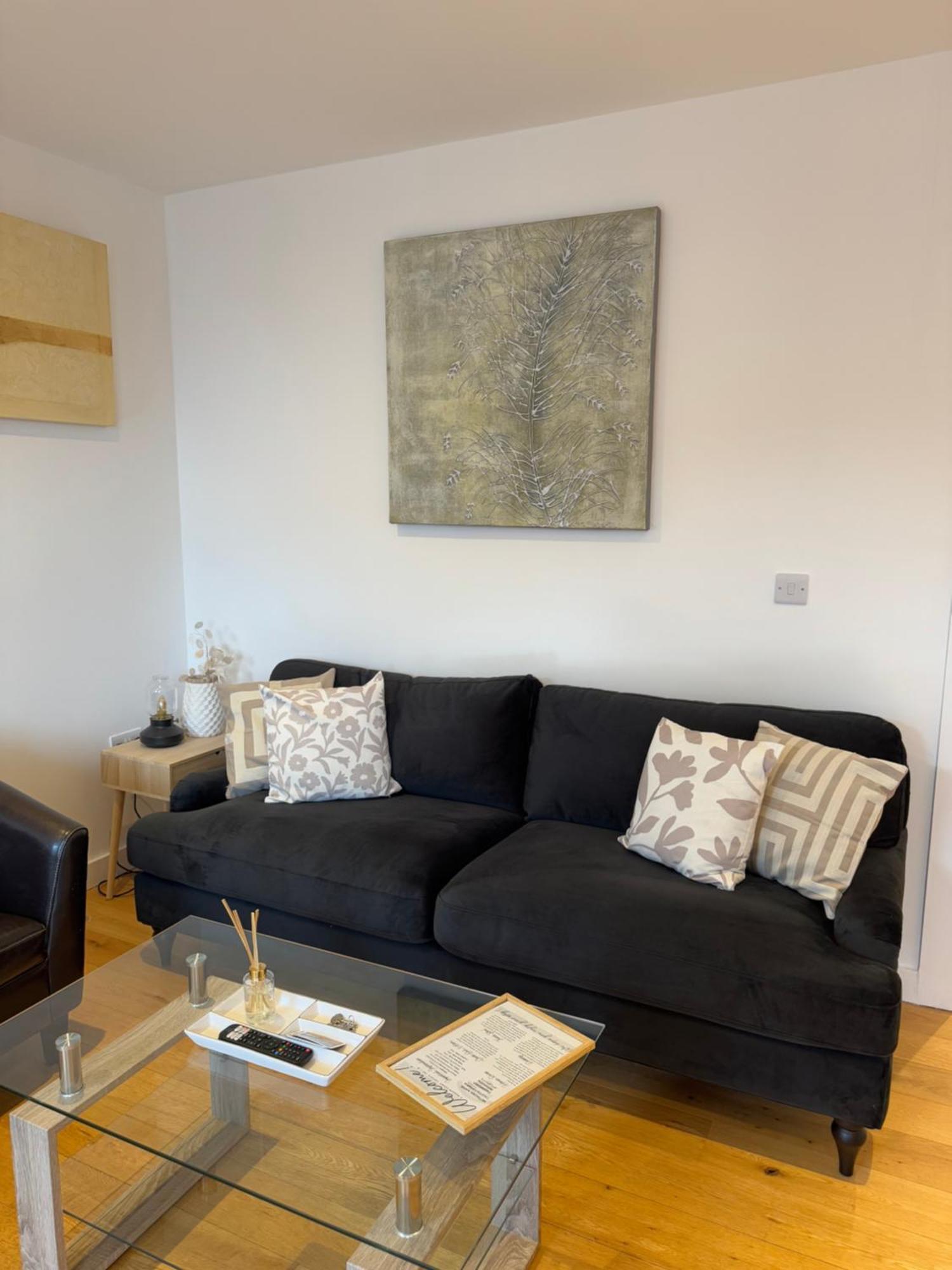 Central, Modern And Peaceful, Lovely Cathedral Views, Two-Bed Apartment With 40" Smart Tv & Free Onsite Parking Lincoln Eksteriør bilde